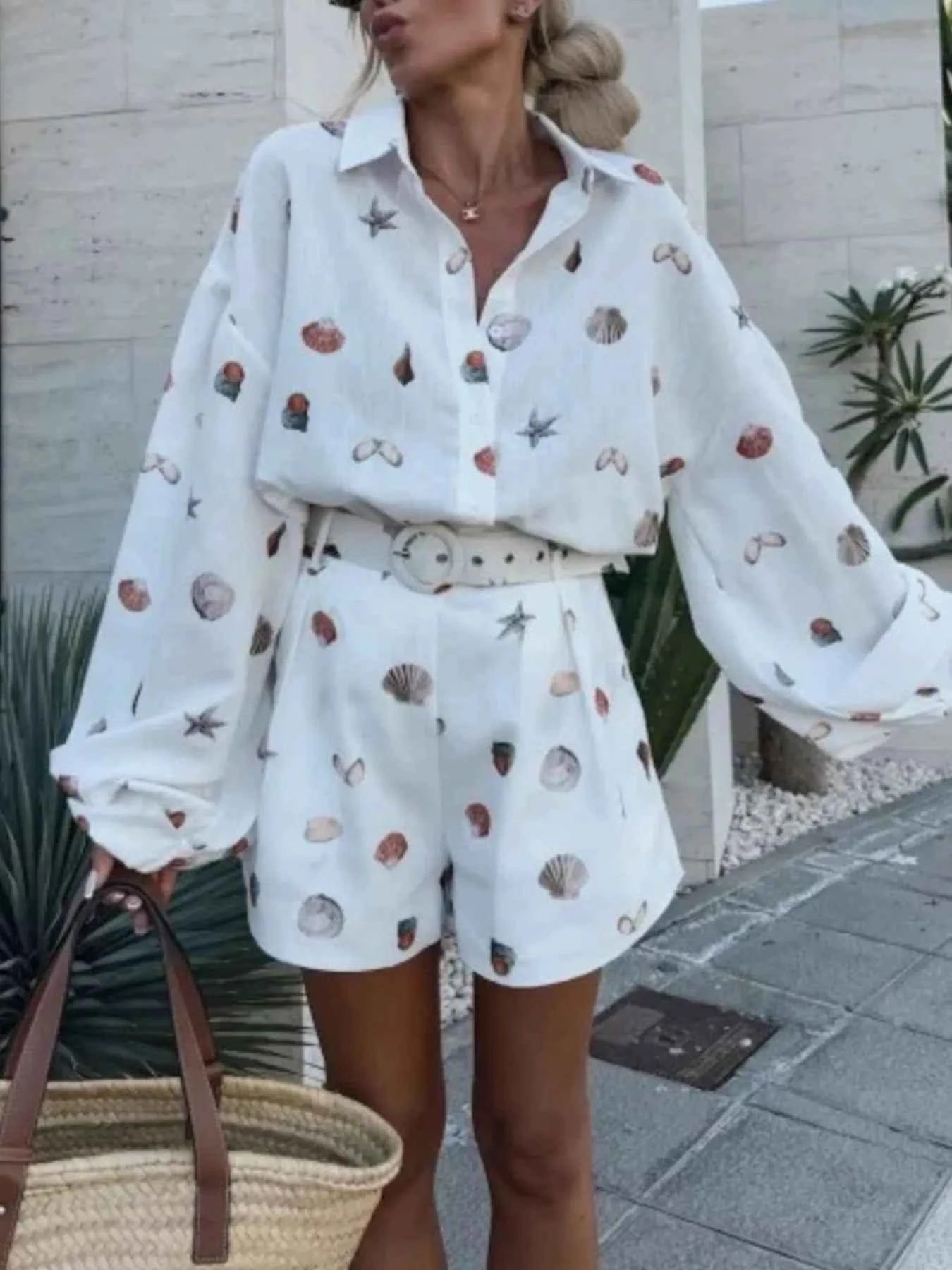 Women's Shell Print Long Sleeve Shirt Belt Shorts Two-Piece Set Beach White S-2XL White