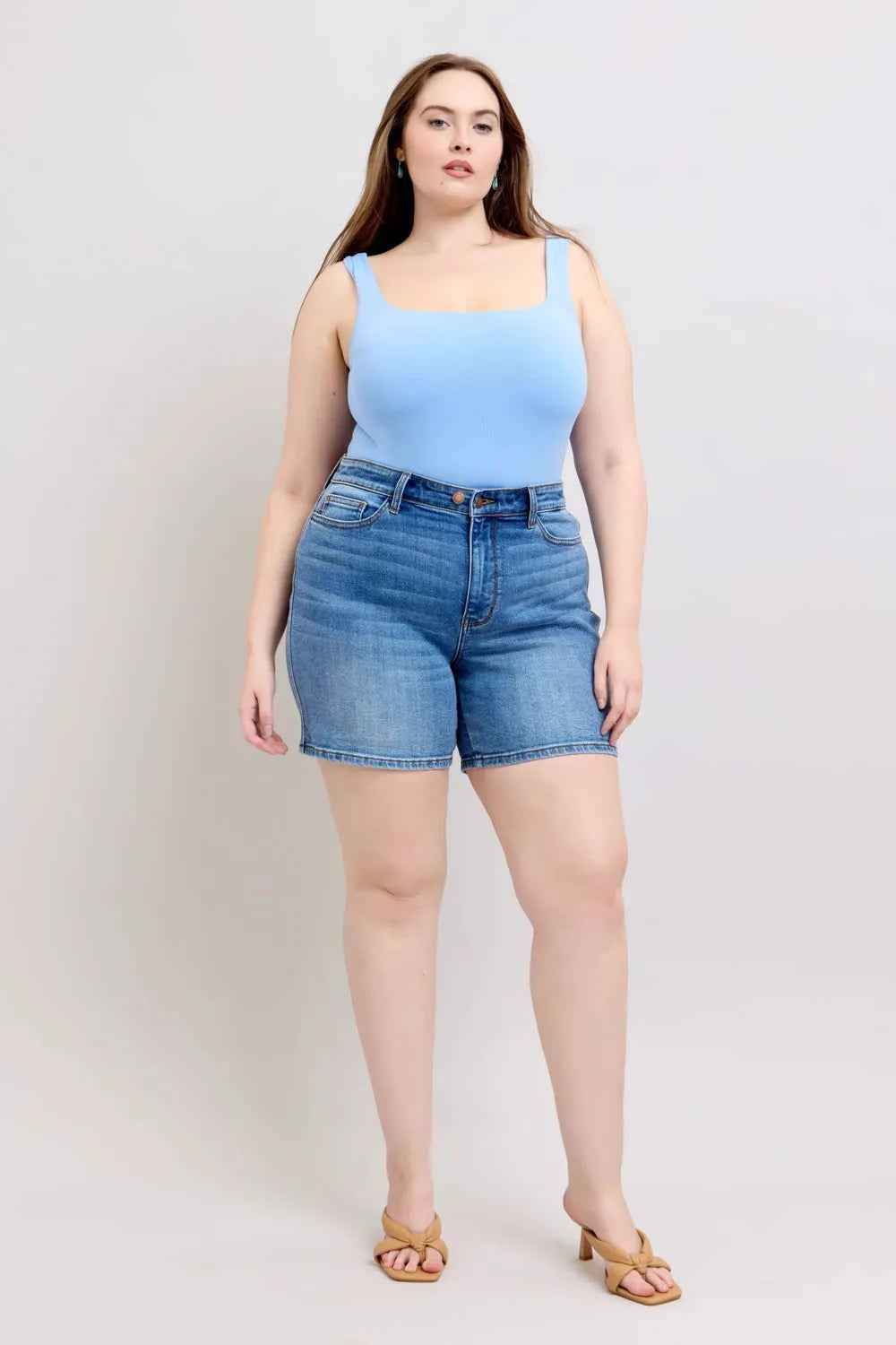 Women's Judy Blue 2-Button Denim Shorts with Pockets Medium Blue S-2XL