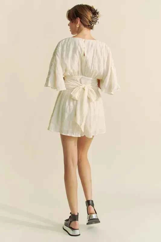 Davi & Dani Women's Batwing Sleeve Belted Romper Ruched Smocked Beach Cream L