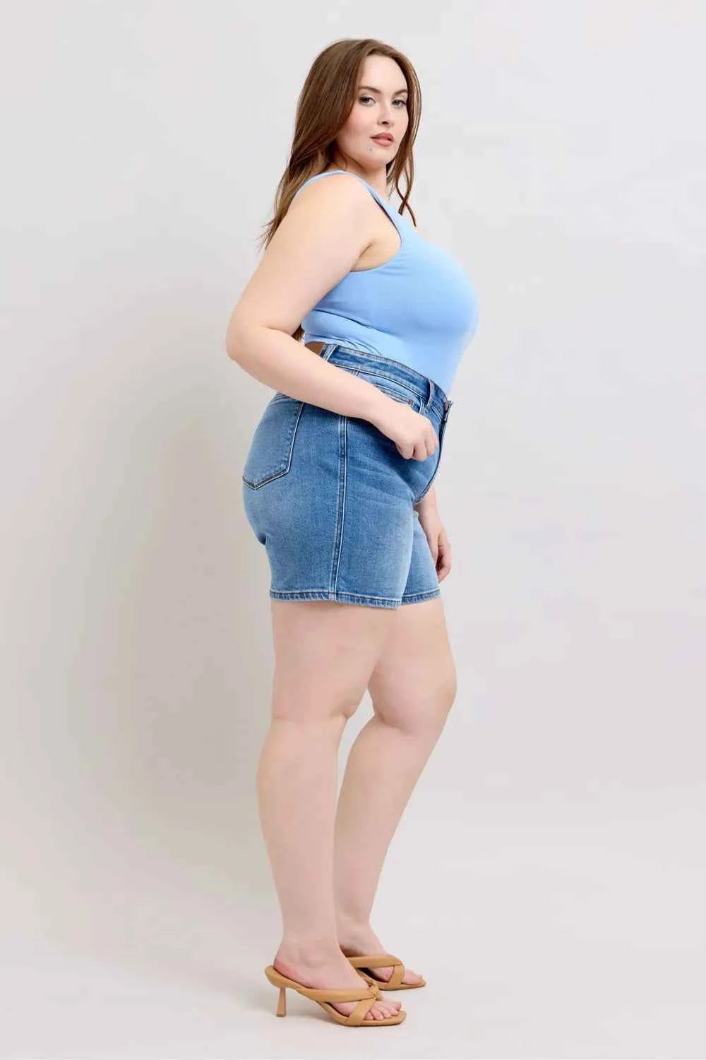 Women's Judy Blue 2-Button Denim Shorts with Pockets Medium Blue S-2XL