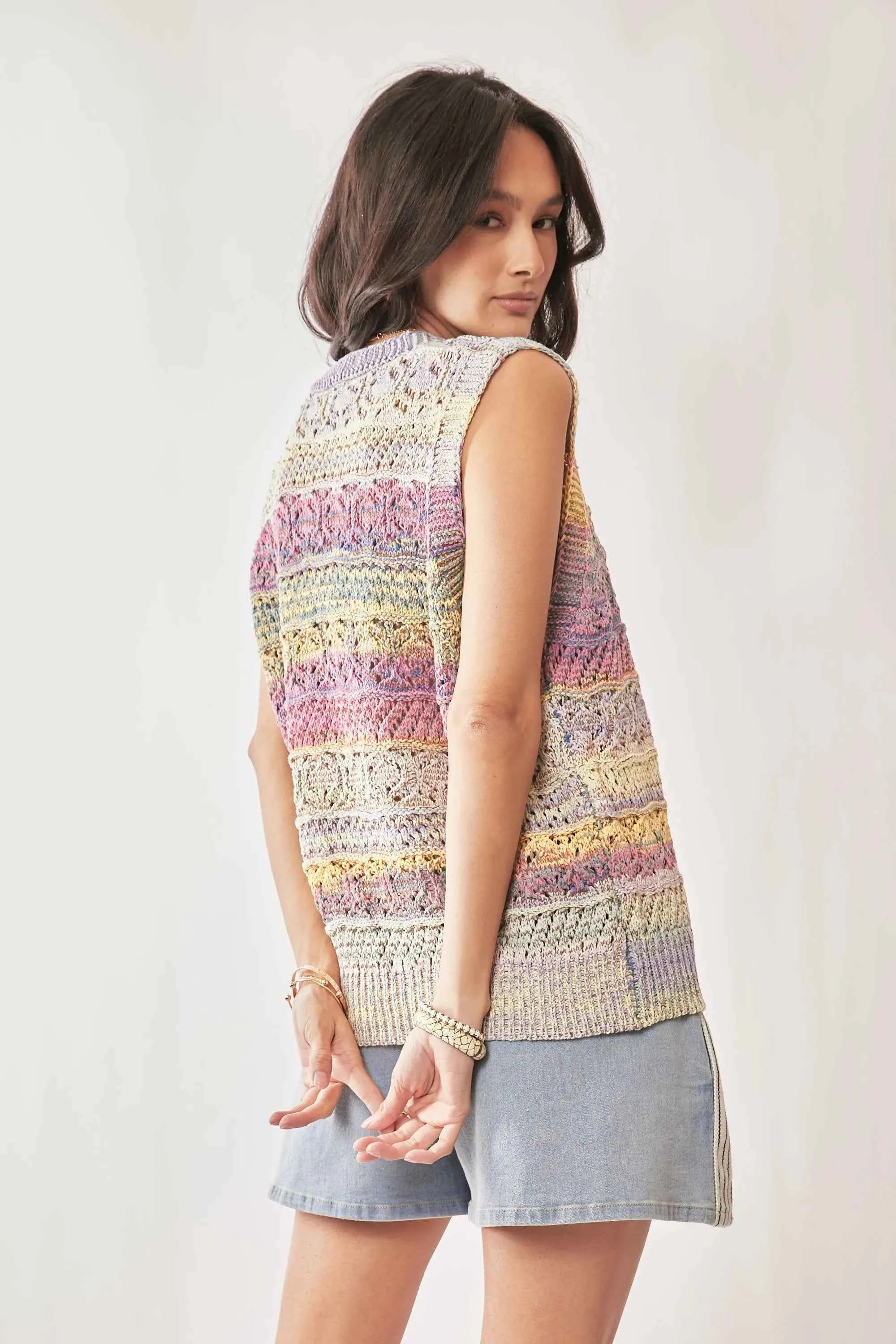 Davi & Dani Women's Pastel Multicolor Crochet Knit Sleeveless Vest Top M/L